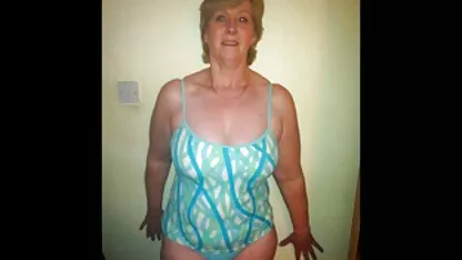 Saphir du porno japonais bleu