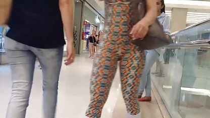 Une fille magnifique, massage, gros seins et absolument pas de vêtements sur se couche sur video porno japonais gratuit une chaise en plein air dans le jardin d'elle, sortir l'huile, elle a commencé à appliquer sur ses gros seins par elle et mettre le doigt lubrifié glisser dans sa chatte, elle rêvait qu'une foule d'hommes