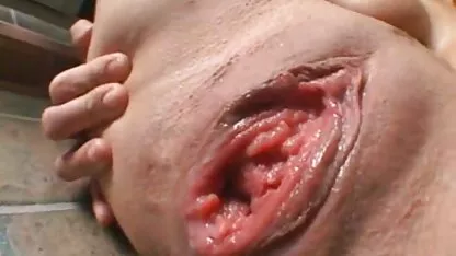 Florence Pugh young a essayé de se reposer avec son film japonais porn mari en captivité, et il l'a refusé, éteint les bougies