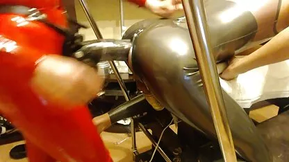 Roux site de porno japonais bébé vaginale masturbation elle avec gros et fort en caoutchouc godemiché