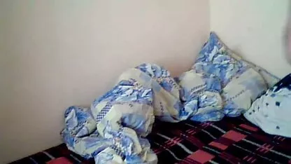 Il a bouché son écharpe et a jeté son épée dans l'aine film japonais xxx des Juifs sur le bord du noir