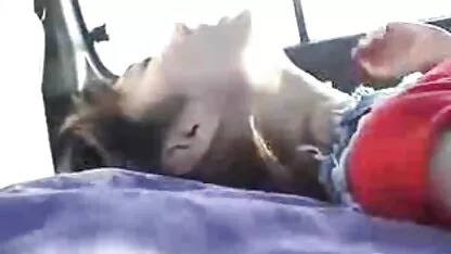 Vengeance homme stupide de mettre la femme sous dessin animé japonais sexe un ami et de s'asseoir en regardant sa bite