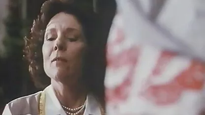 Papa punir sa fille est ruinée à cause de la photo-intime film porno japonais complet au téléphone