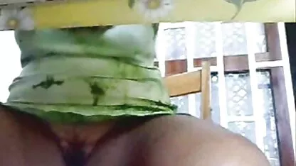 Ouzbek timide, très timide de se tenir bus japonais porno nu devant l'objectif, et toujours prendre dans la bouche