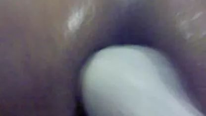 Grosse bite juste dans la bouche d'un bébé, mais elle essaie dur et film x japonais obtenir une meilleure dose de sperme sur son visage