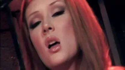 Son anime japonais porno fils est timide et baise la mère qui a des défauts dans la salle de bain a trouvé une sœur qui